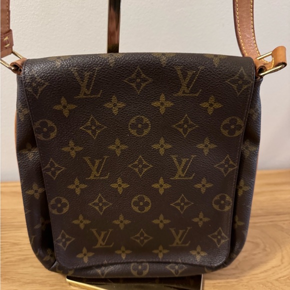 Authentic Vintage Louis Vuitton Small Agenda and Salsa Shoulder Bag Bundle - Picture 12 of 17